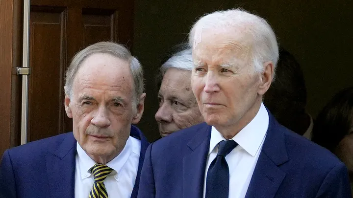Former U.S. Senator Tom Carper (left) and President Joe Biden follow the casket of former Delaware governor and U.S. Rep. Mike Castle at St. Joseph on the Brandywine Church in Greenville Aug. 22, 2025. (William Bretzger-Delaware News Journal/USA Today Network via Imagn Images)