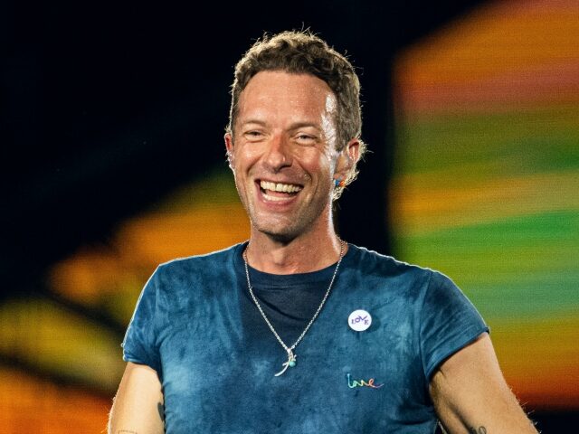 Coldplay’s Chris Martin Calls on Fans to Send Love to Charlie Kirk’s Family