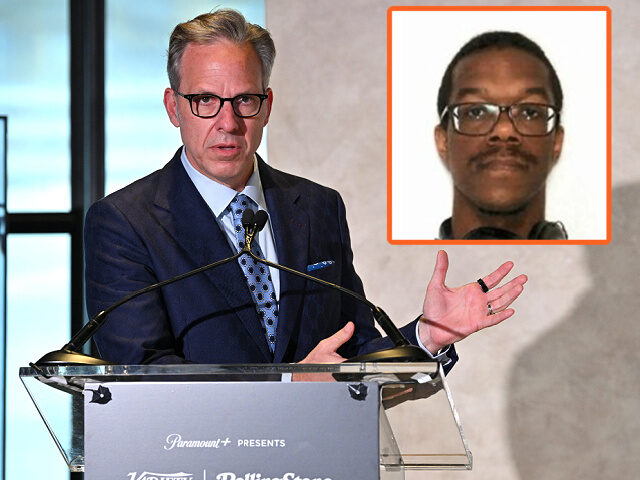 Jake Tapper Incorrectly Describes D.C. Pipe Bomb Suspect Before Showing Correct Images