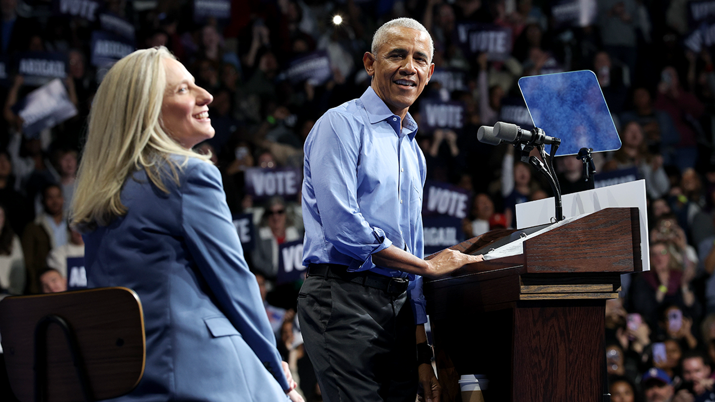 Abigail Spanberger, left., and Barack Obama, right, stumped together with Jay Jones, not pictured, in Norfolk on November 2, 2025. (Win McNamee/Getty Images)