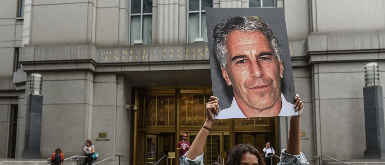 Epstein Bankrolled Luxury Lifestyle for Former Obama White House Counsel, New Records Reveal
