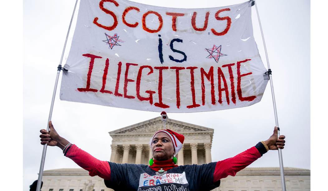 Chief Justice Roberts Moves to Secure Supreme Court Deliberations as Media Leaks Face Crackdown