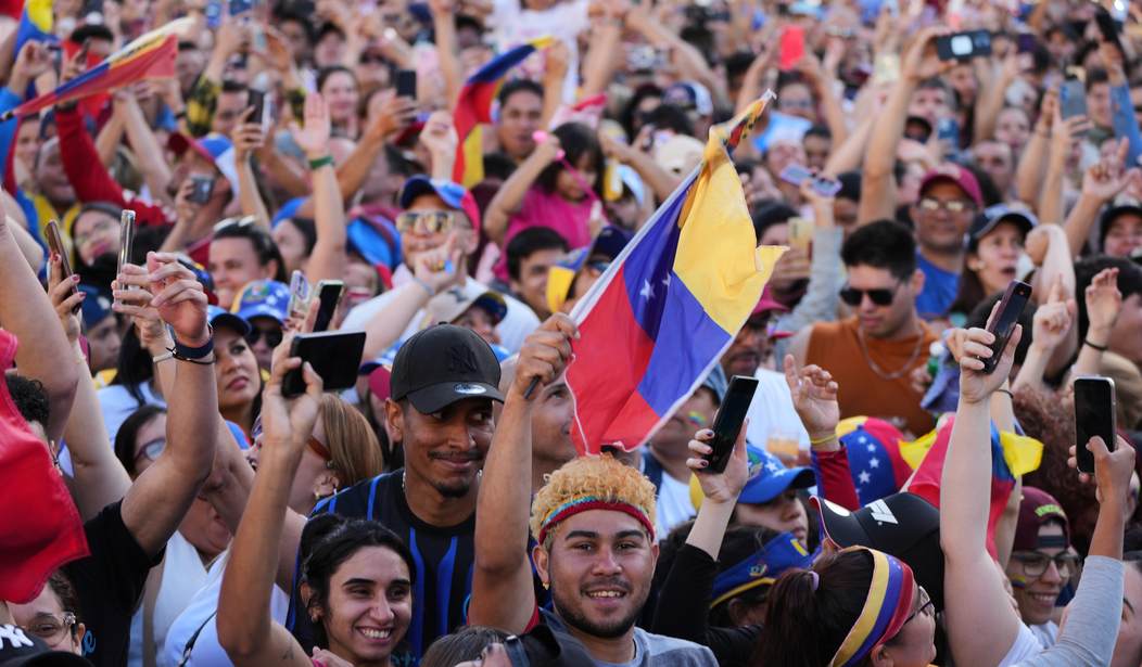 U.S. and Venezuela Restore Diplomatic Relations in Major Breakthrough