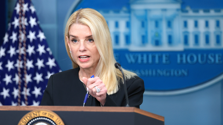 Federal agents seized nearly 3,000 pounds of meth in a Northern California lab bust, charging five suspects with drug trafficking and weapons offenses. (Joe Raedle/Getty Images)