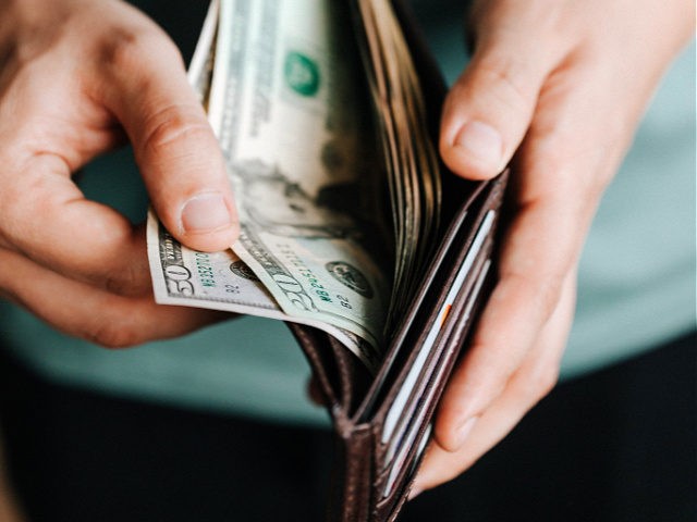 Tennessee Considers Tax on Migrant Remittances Sent Overseas