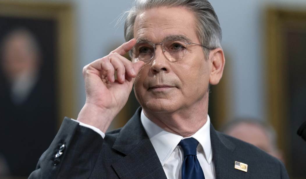 Bessent Warns Iran’s Strategy Could Backfire as a “Fatal Mistake”