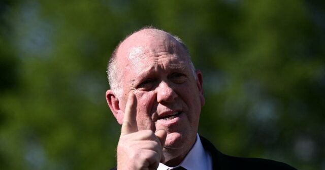 Tom Homan Rejects Amnesty Push, Draws Line Against ‘DIGNIDAD Act’