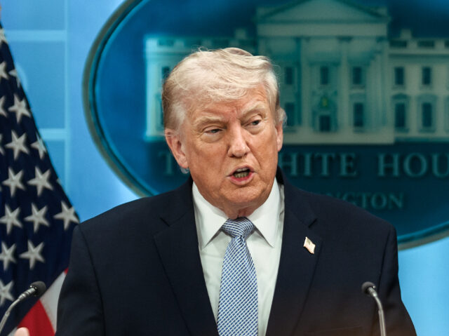 Trump Orders Halt to Israel Strikes in Lebanon, Pushes Ceasefire Forward