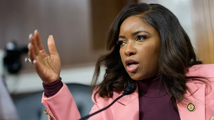 Crockett’s Mixed Messages After WHCD Shooting Raise Eyebrows