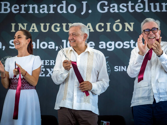 Crowds Celebrate in Sinaloa After Governor Resigns Amid U.S. Narco Charges