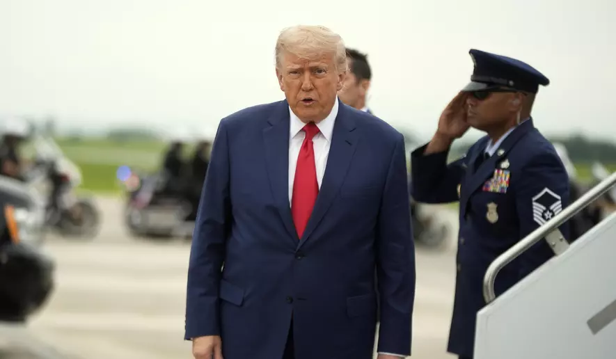 Trump Set to Hold Rare Cabinet Meeting at Camp David