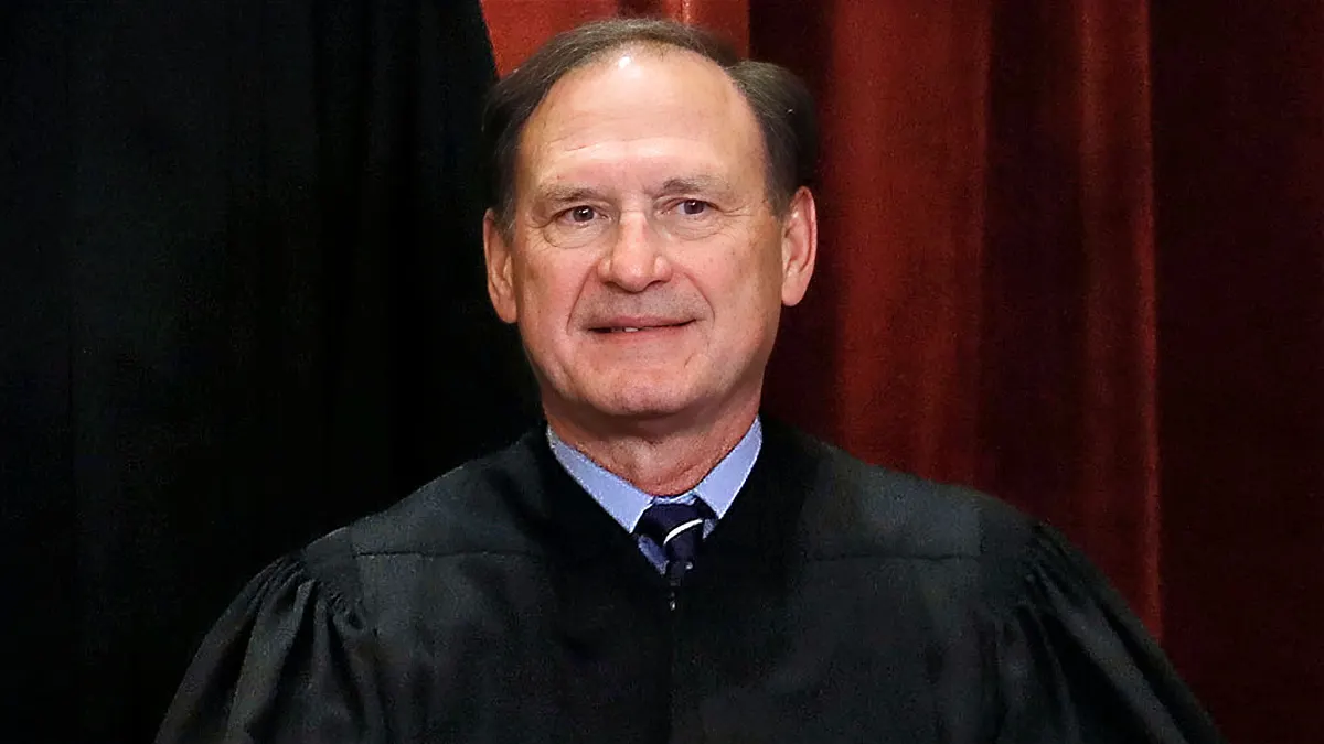 Supreme Court Associate Justice Samuel Alito is pictured in Washington, D.C., on Oct. 7, 2022. (Alex Wong/Getty Images)