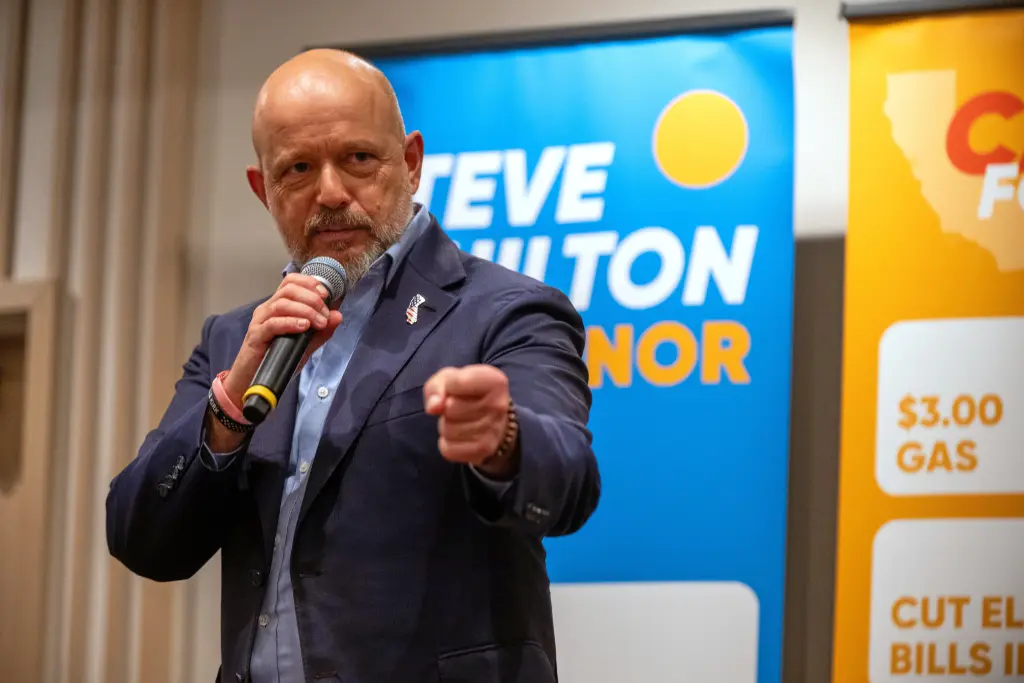 Steve Hilton Takes Narrow Lead in California Governor’s Race, Challenging Democrat Dominance