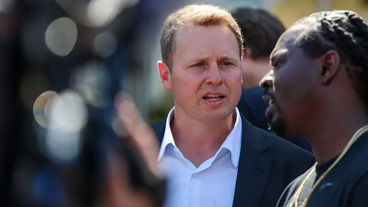 We have seen this before: New California Vote Count Tightens Races as Democrats Gain Ground on Spencer Pratt and Steve Hilton