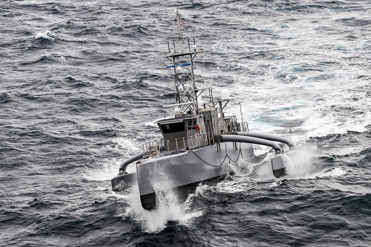 U.S. Navy Drone Boat Makes History in Rescue of Downed Apache Helicopter Crew