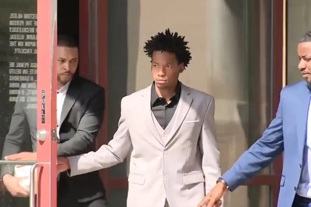 Karmelo Anthony is freed after making bond following Austin Metcalf&rsquo;s stabbing. FOX 4 NEWS
