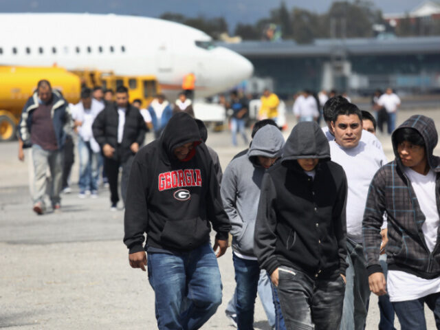 Poll Finds Majority of Americans Support Deporting All Illegal Immigrants