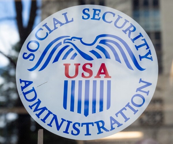 Bipartisan Senators Push Congress to Address Social Security Shortfall