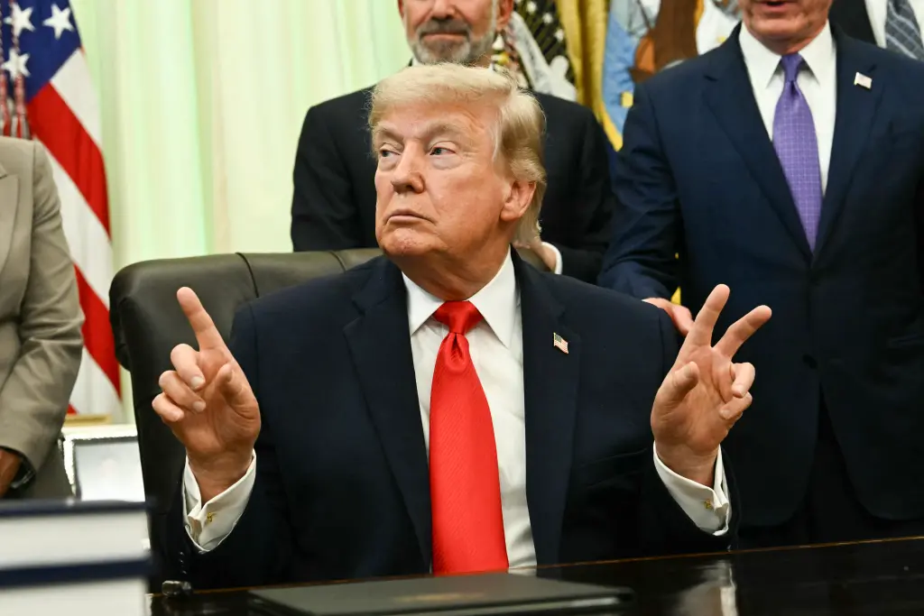 Trump Warns France: Drop Digital Tax or Face 100% Tariffs on Wine