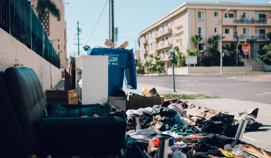 QUESTIONS RAISED AFTER LATE SKID ROW BALLOT SURGE SHIFTS LOS ANGELES RACE