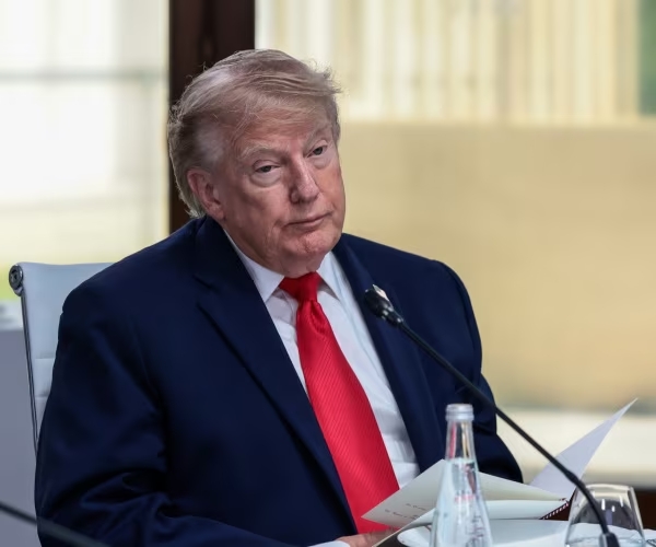 Israeli Open Letter Criticizes Trump Over Iran Memorandum