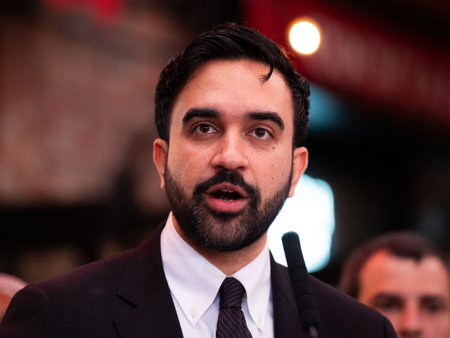 Mamdani Challenges Democratic Establishment as Primary Night Becomes Test of Party’s Future