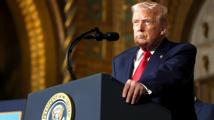 China’s Shipbuilding Surge Exposes U.S. Industrial Weakness, Sen. Sheehy Warns of ‘Scary’ Strategic Gap