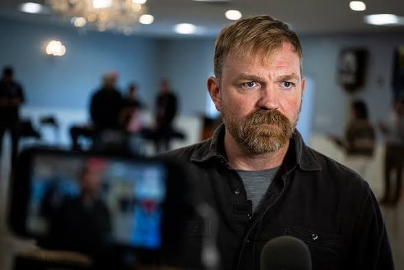 Graham Platner Convened High-Stakes Crisis Meeting, As He Continues to Drag His Feet on Dropping Out of Senate Race