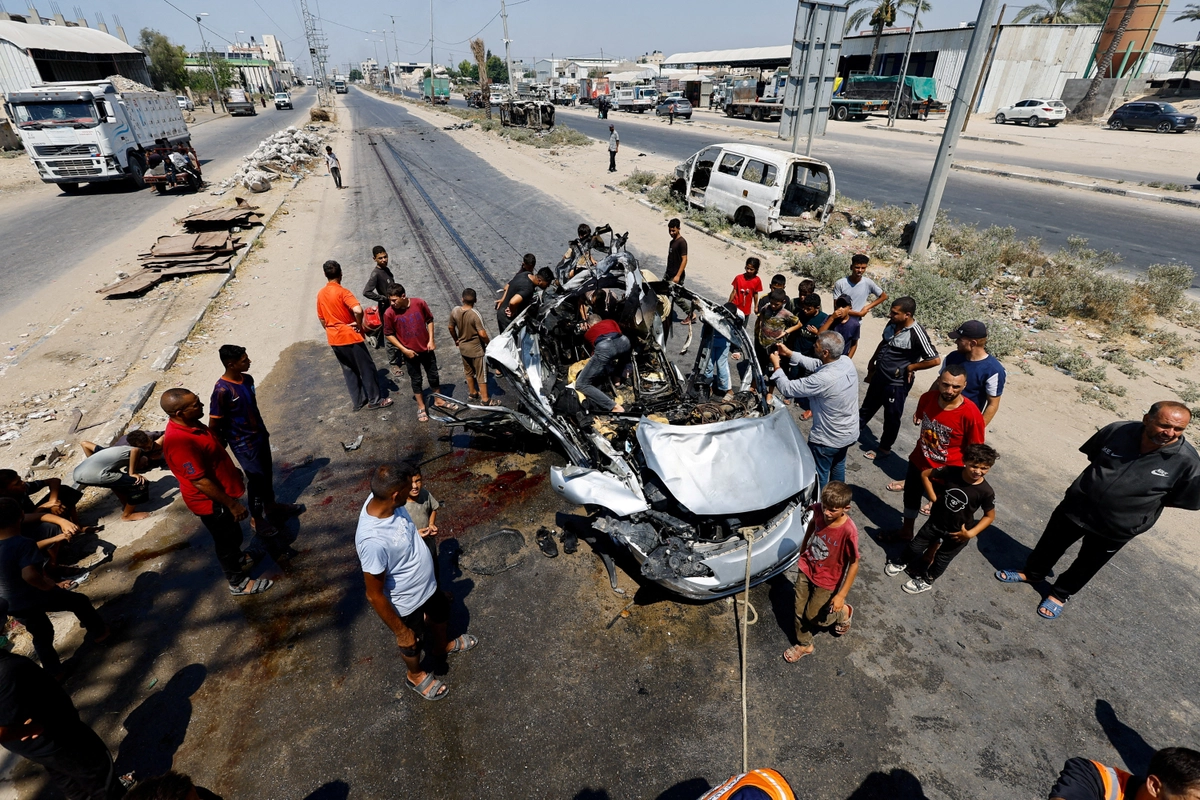 Israel Keeps the Pressure on Hamas as Gaza Strikes Follow U.S.-Backed Disarmament Plan
