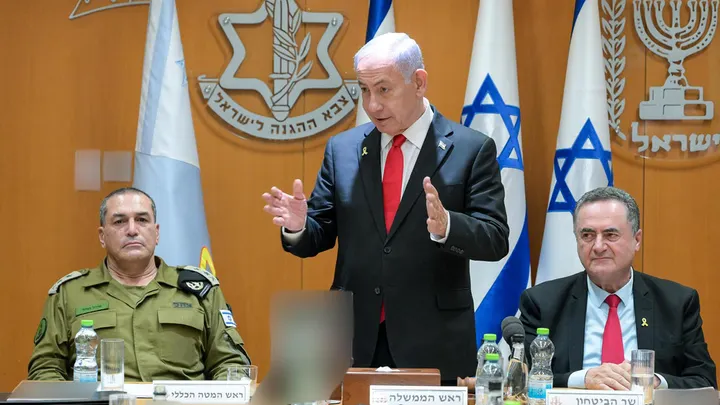 Israeli Prime Minister Benjamin Netanyahu, IDF Chief of Staff Eyal Zamir and Defense Minister Israel Katz attend a meeting. (GPO)