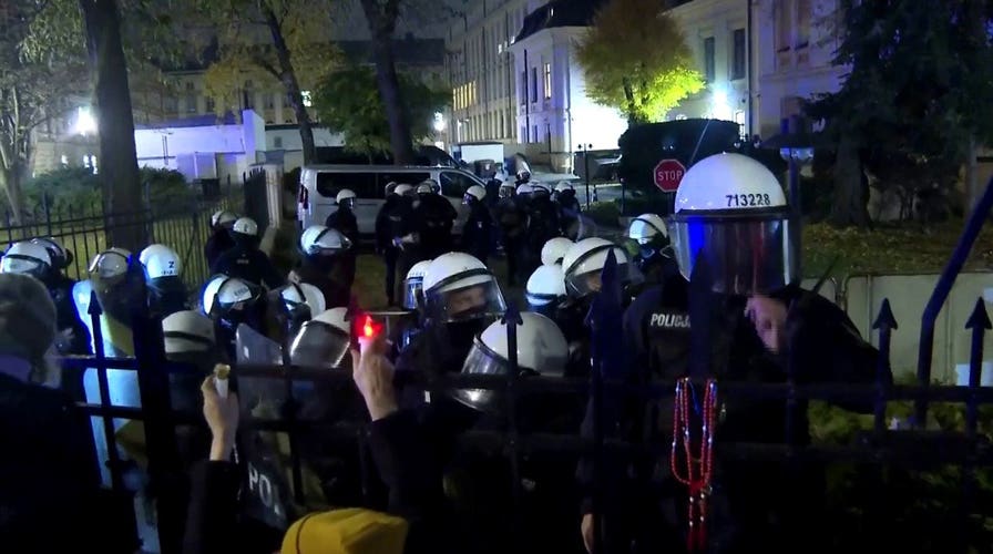 Poland's Constitutional Crisis Explodes: President Cuts Trip Short Amid Tusk Government's "Coup" on Top Court