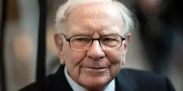 Business leaders react to Warren Buffett stepping down as CEO of Berkshire Hathaway: ‘Only G.O.A.T’