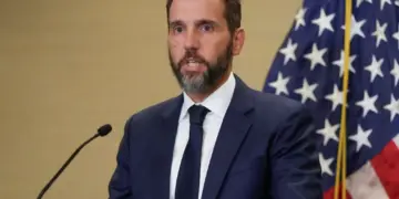 Ex-Trump prosecutor Jack Smith under investigation by Office of Special Counsel after claims of playing politics: ‘No one is above the law’